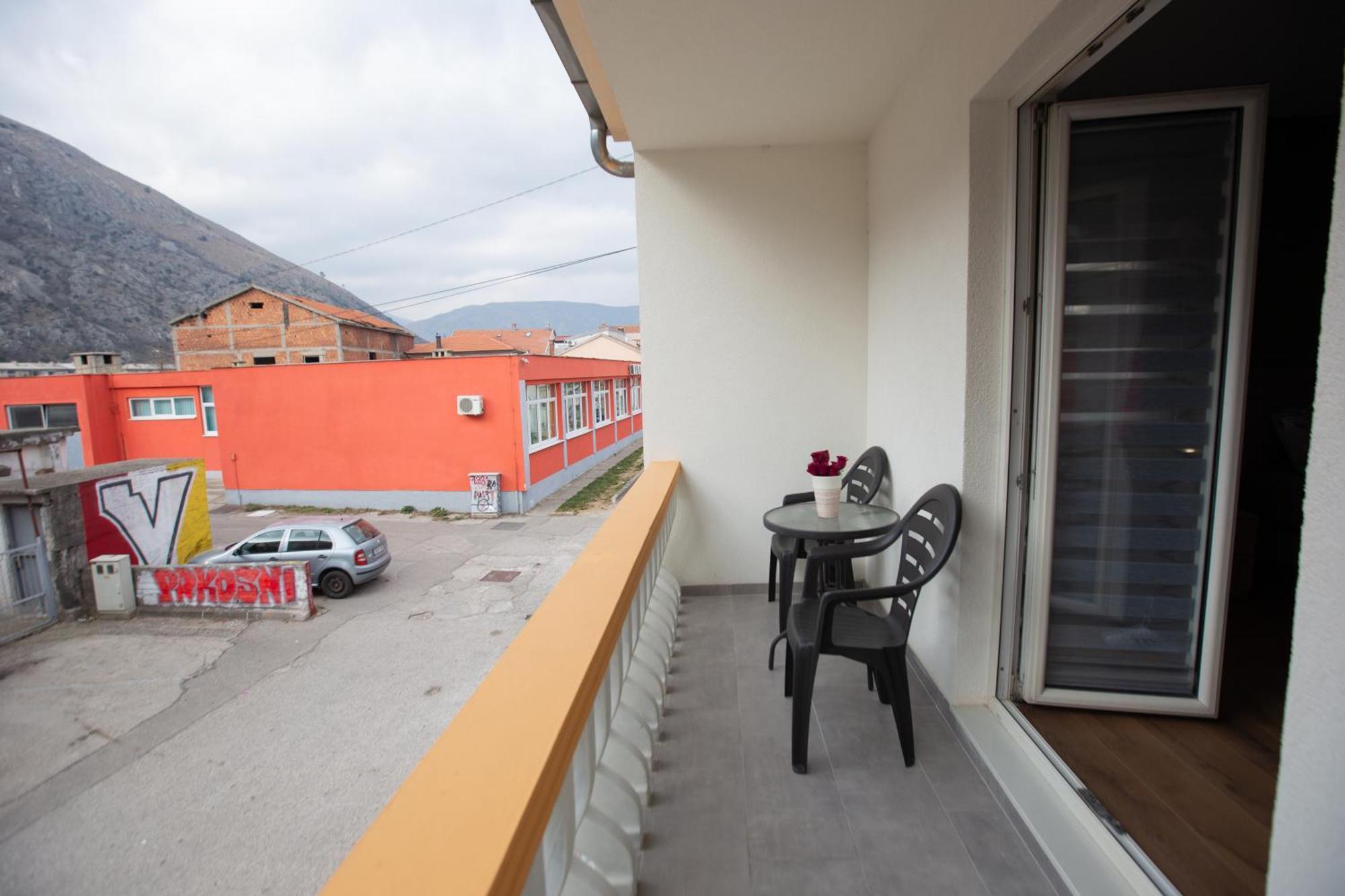 On Point Appartement Mostar Buitenkant foto