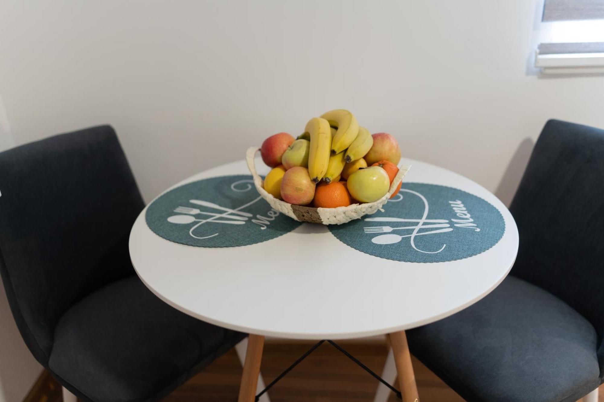 On Point Appartement Mostar Buitenkant foto