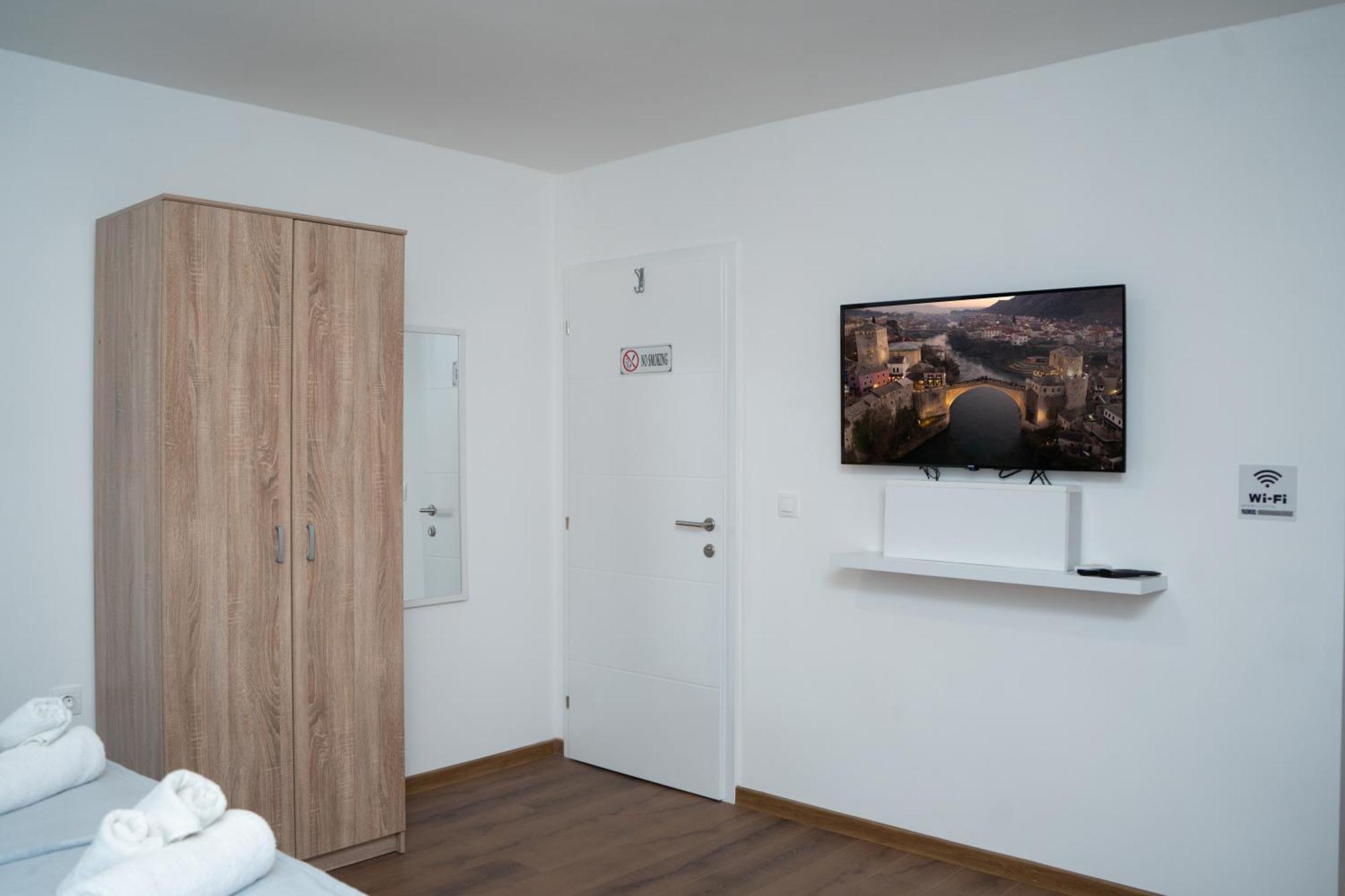 On Point Appartement Mostar Buitenkant foto