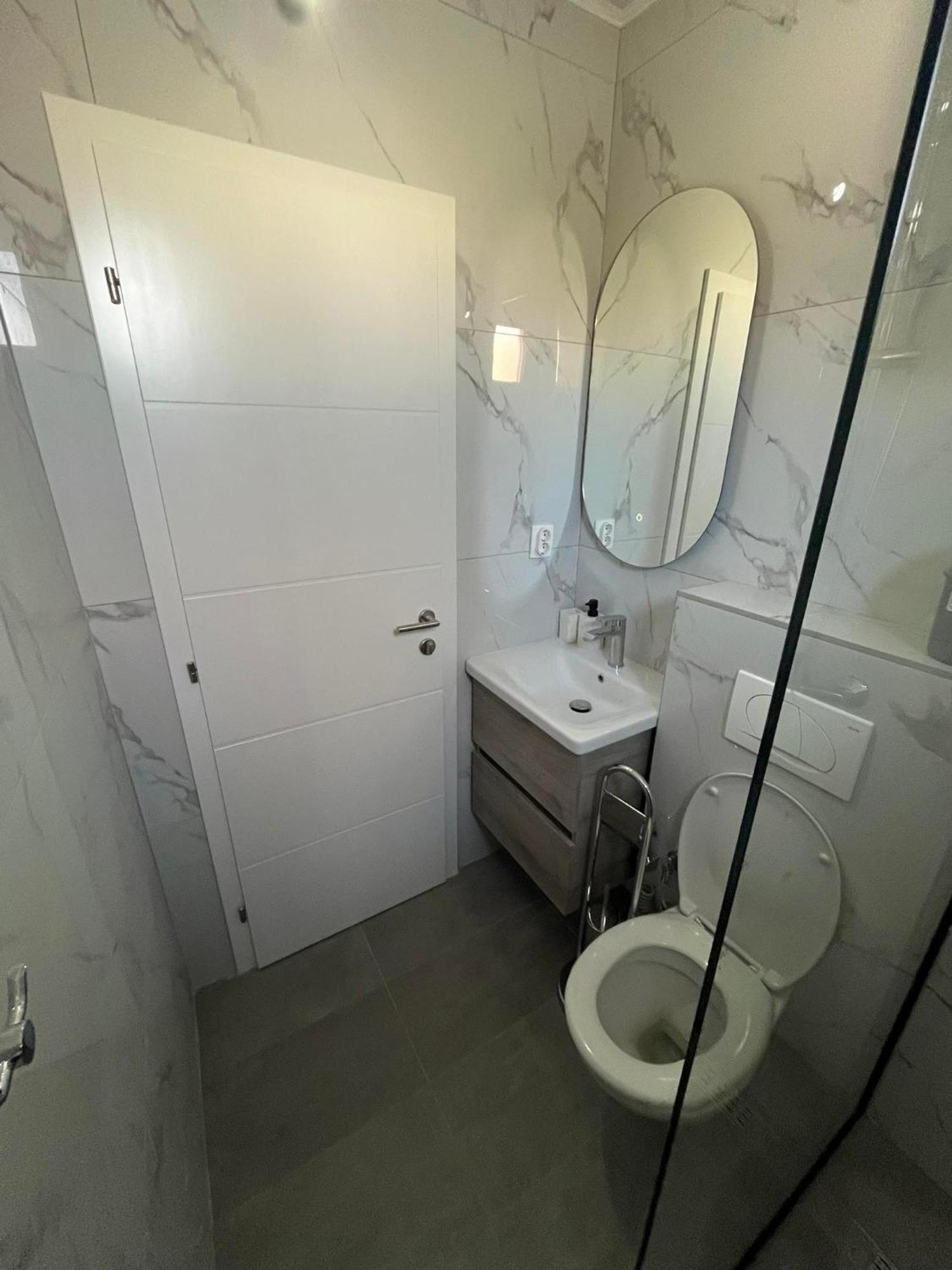 On Point Appartement Mostar Buitenkant foto